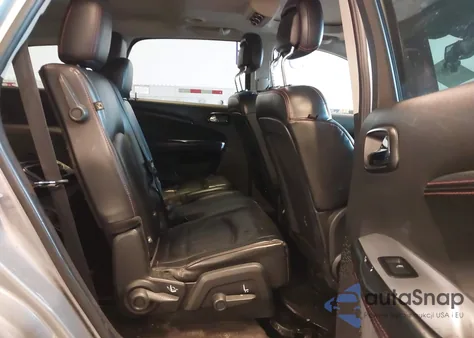 2016 Dodge Journey R/T z USA, uszkodzony, nr VIN 3C4PDCEG0GT174142